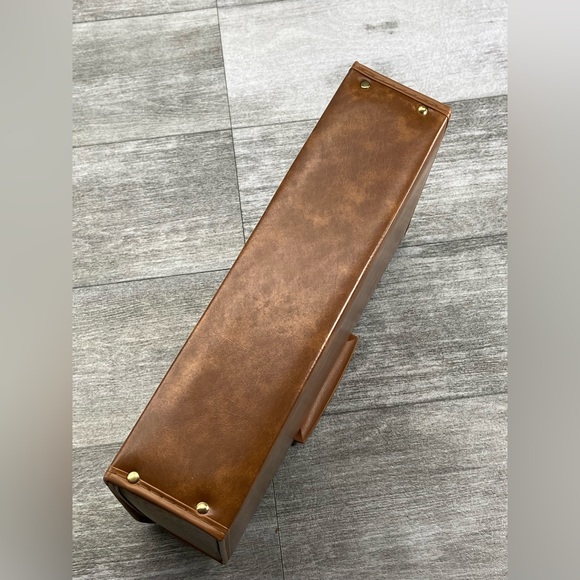 VTG Service Mfg. Co. Made in USA 24 Ct. Cassette Travel Storage Hard Shell Case - Picture 15 of 16